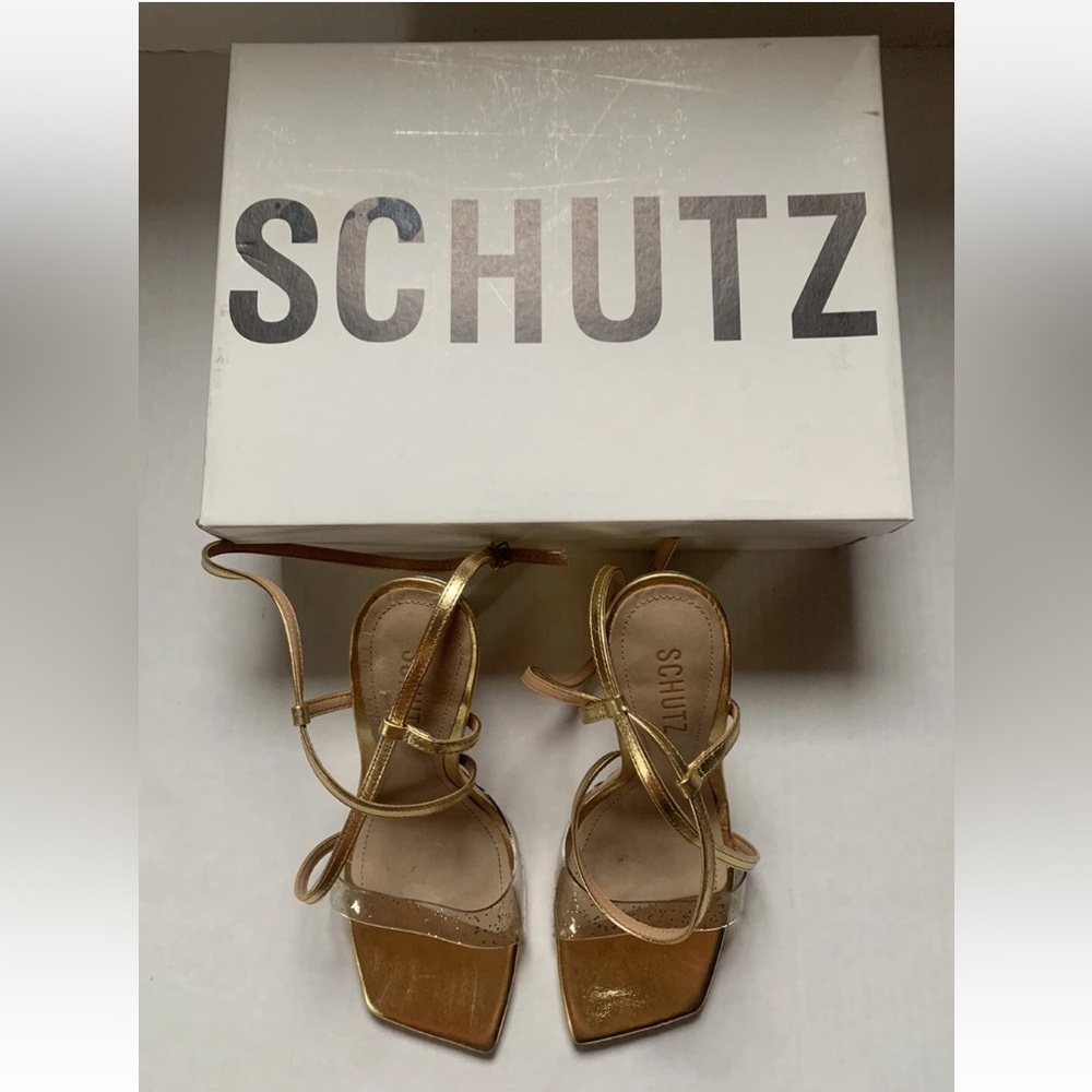 SCHUTZ Women’s Sz 7.5B Gold Vinyl Ankle Strap Stiletto Sandals